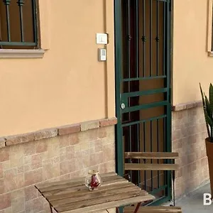 Holiday Home , Palermo Italia